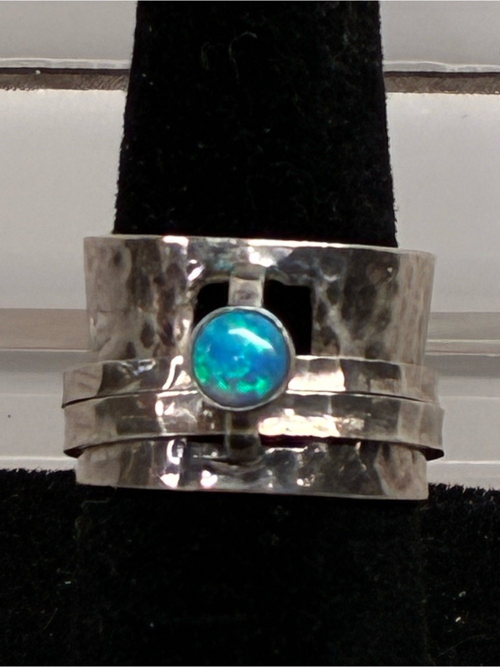 Silpada - Sterling Silver .925 Hammered Band Ring (Retired)